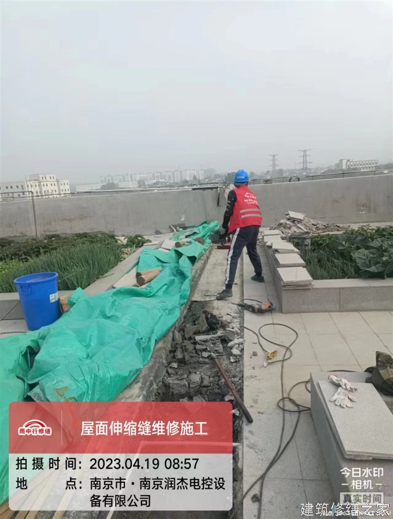 韶关2026浈江区 彩钢瓦除锈翻新防腐 价格是多少钱1m²