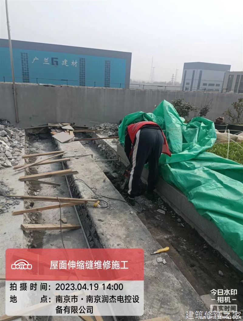 韶关2026南雄市 彩钢瓦除锈翻新防腐 价格是多少钱1m²